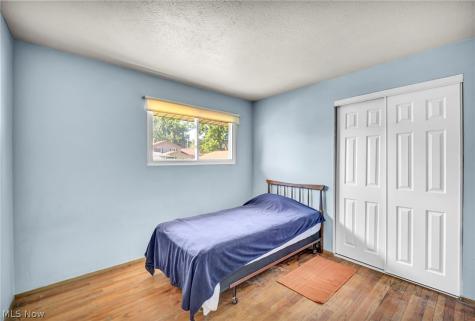 14121 Donald Drive Brook Park OH 44142