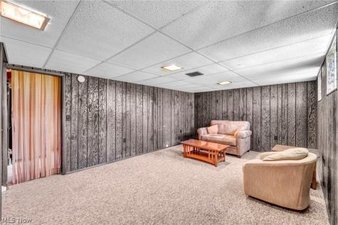 14121 Donald Drive Brook Park OH 44142