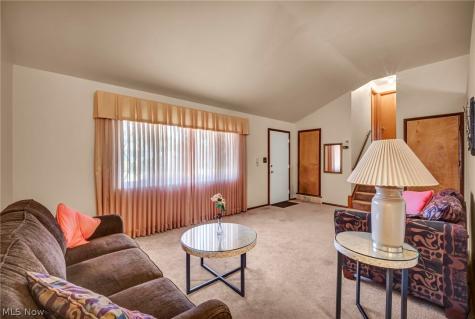 14121 Donald Drive Brook Park OH 44142