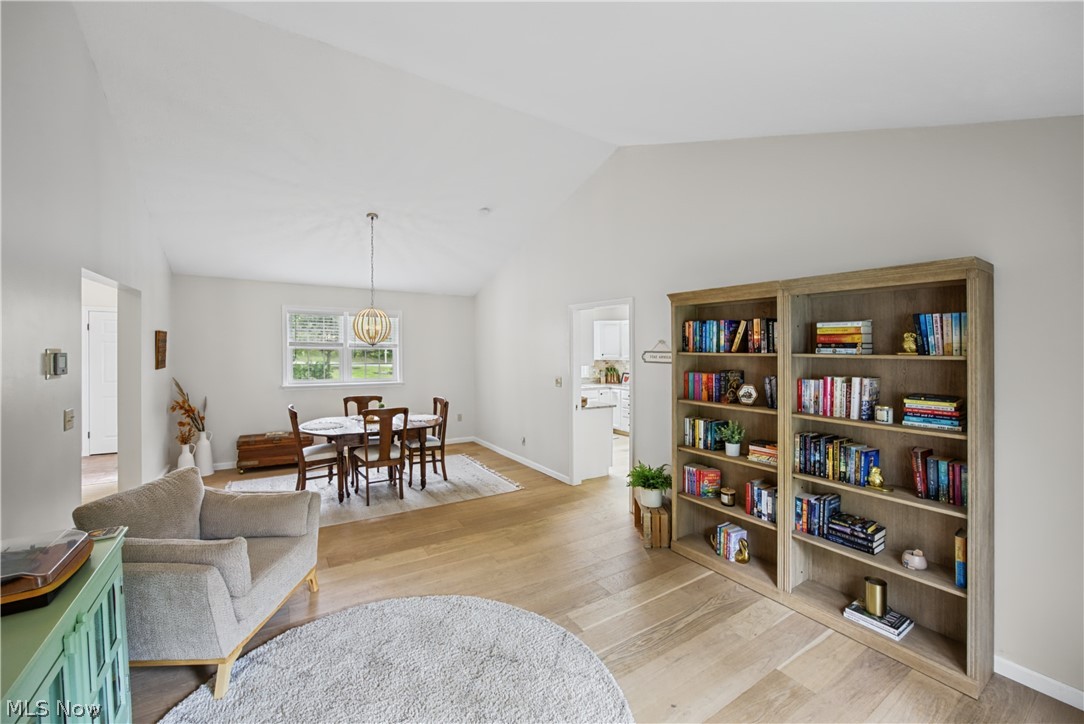 35220 Chagrin Boulevard Moreland Hills OH 44022