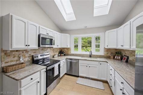 35220 Chagrin Boulevard Moreland Hills OH 44022