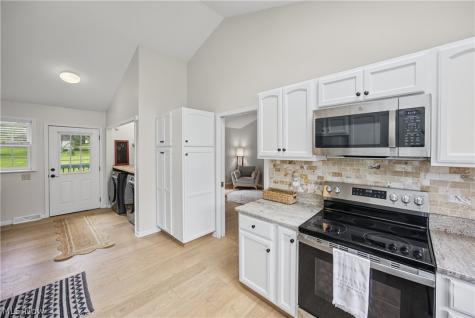 35220 Chagrin Boulevard Moreland Hills OH 44022