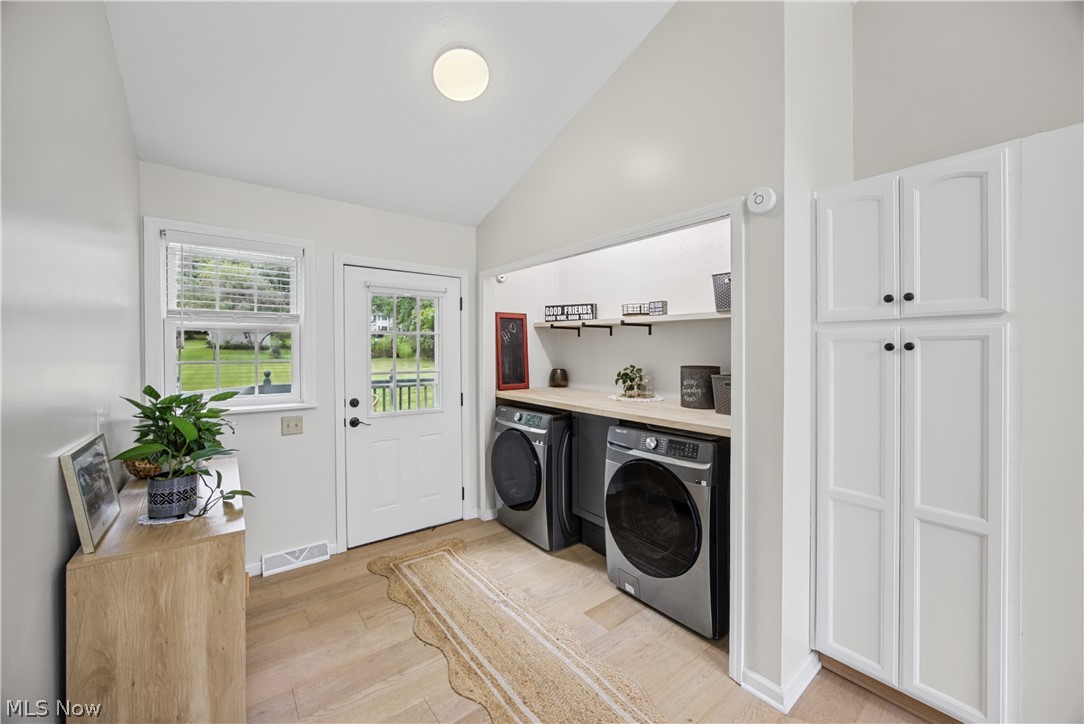 35220 Chagrin Boulevard Moreland Hills OH 44022