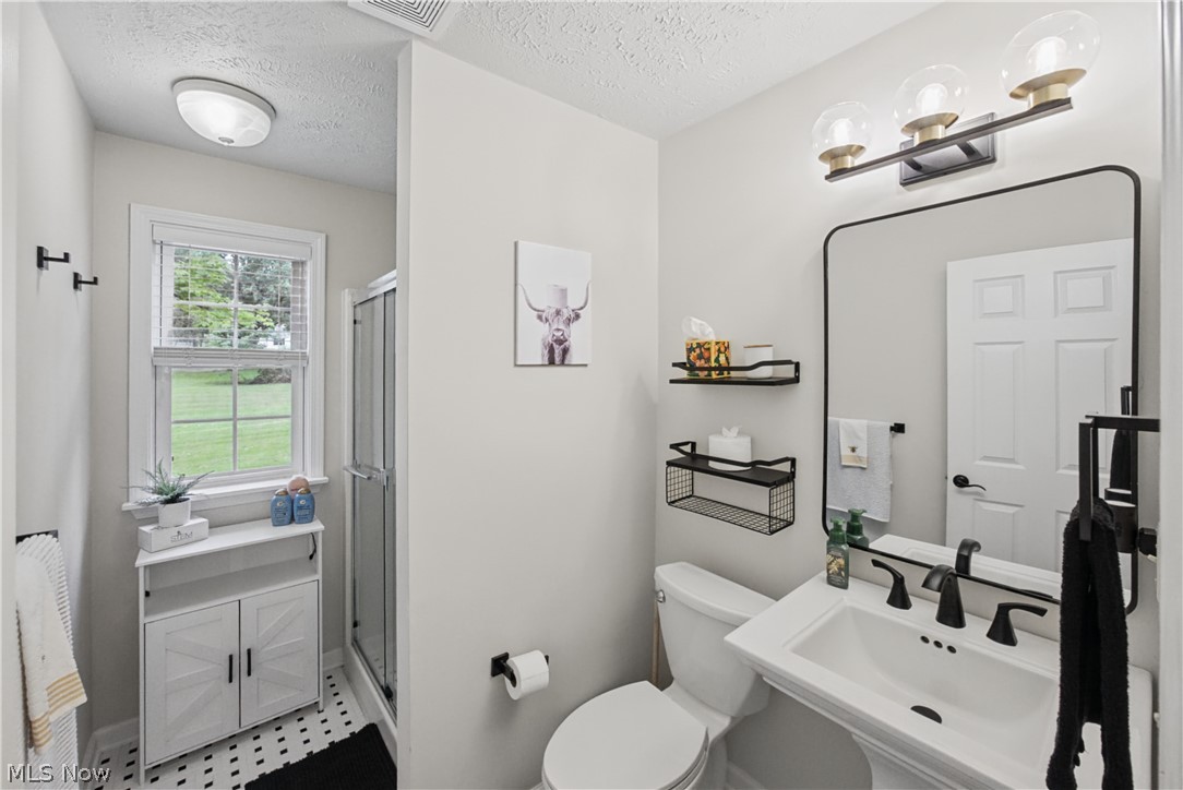 35220 Chagrin Boulevard Moreland Hills OH 44022