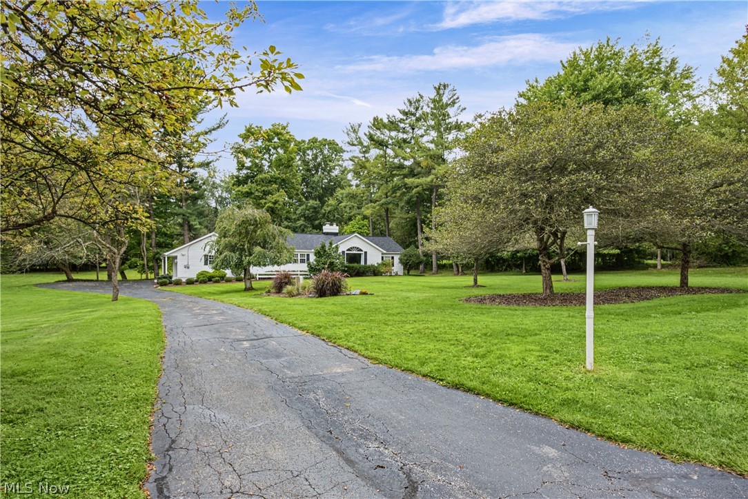 35220 Chagrin Boulevard Moreland Hills OH 44022
