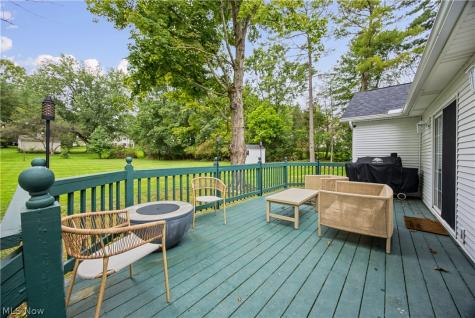 35220 Chagrin Boulevard Moreland Hills OH 44022