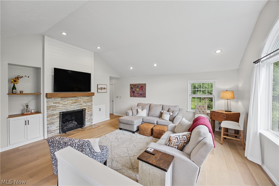 35220 Chagrin Boulevard Moreland Hills OH 44022