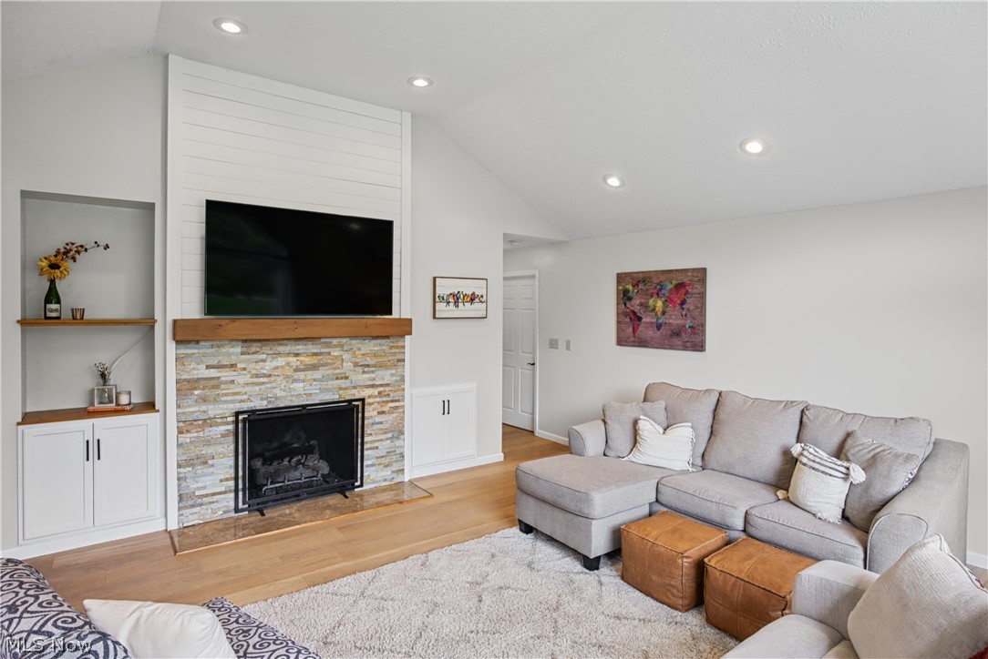 35220 Chagrin Boulevard Moreland Hills OH 44022