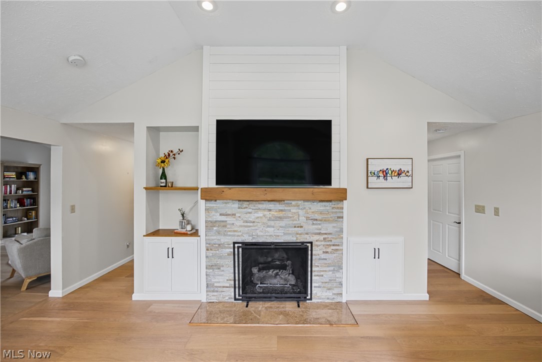 35220 Chagrin Boulevard Moreland Hills OH 44022