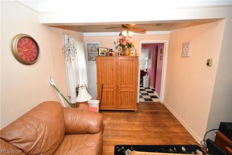 4137 W 157th Street Cleveland OH 44135