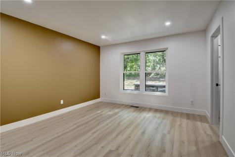 417 Grand Ridge Drive Howard OH 43028