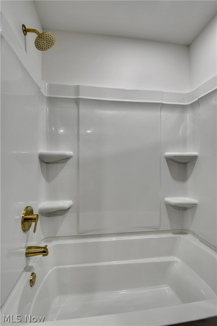 417 Grand Ridge Drive Howard OH 43028