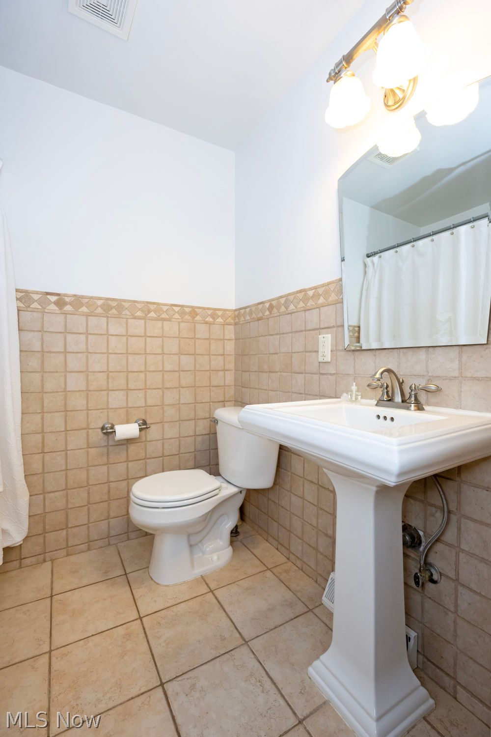 1678 Westwood Circle Wooster OH 44691