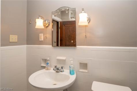 3878 Orchard Street Mogadore OH 44260