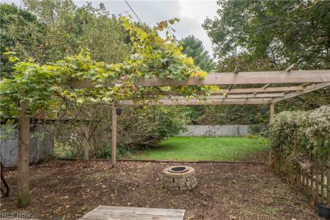 3878 Orchard Street Mogadore OH 44260