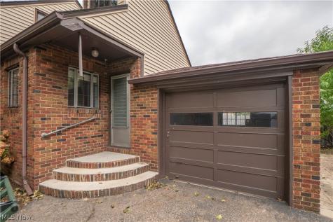 3878 Orchard Street Mogadore OH 44260