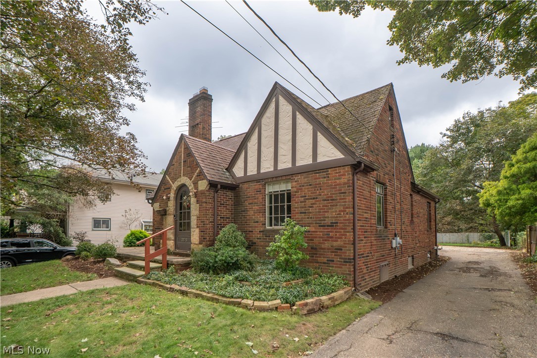 3878 Orchard Street Mogadore OH 44260