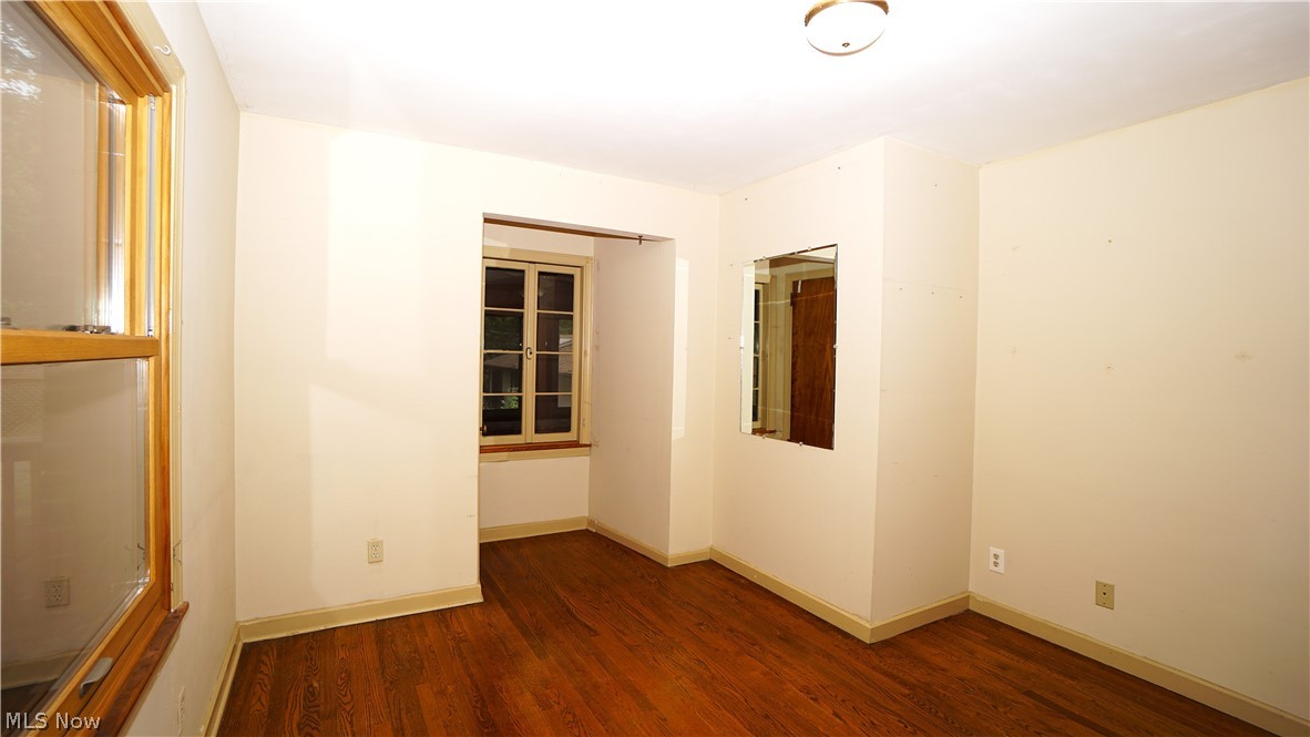 556 Royal Avenue Akron OH 44303
