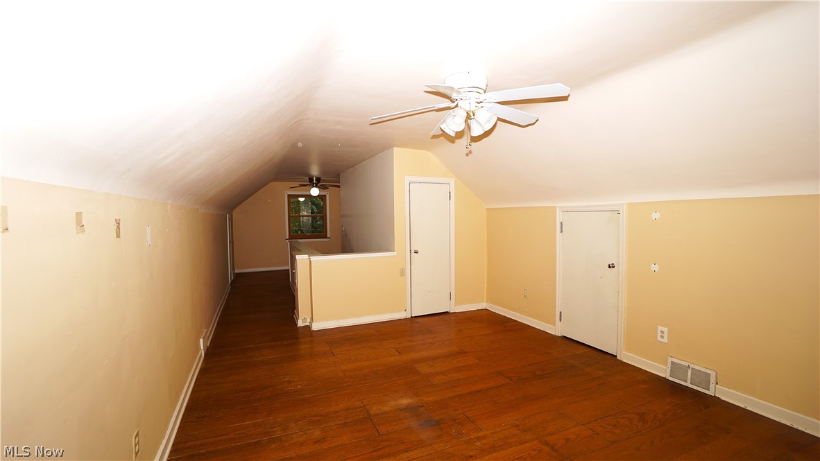 556 Royal Avenue Akron OH 44303