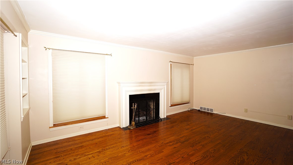 556 Royal Avenue Akron OH 44303