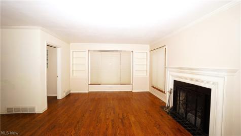 556 Royal Avenue Akron OH 44303