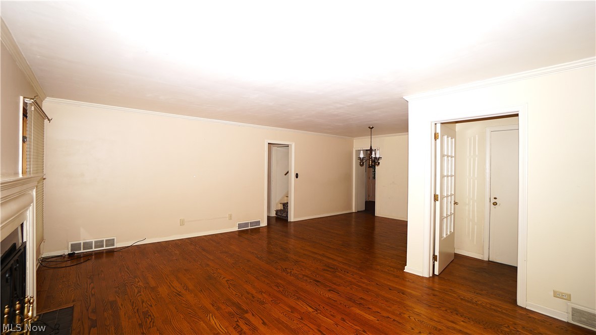 556 Royal Avenue Akron OH 44303