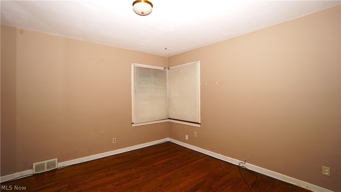 556 Royal Avenue Akron OH 44303