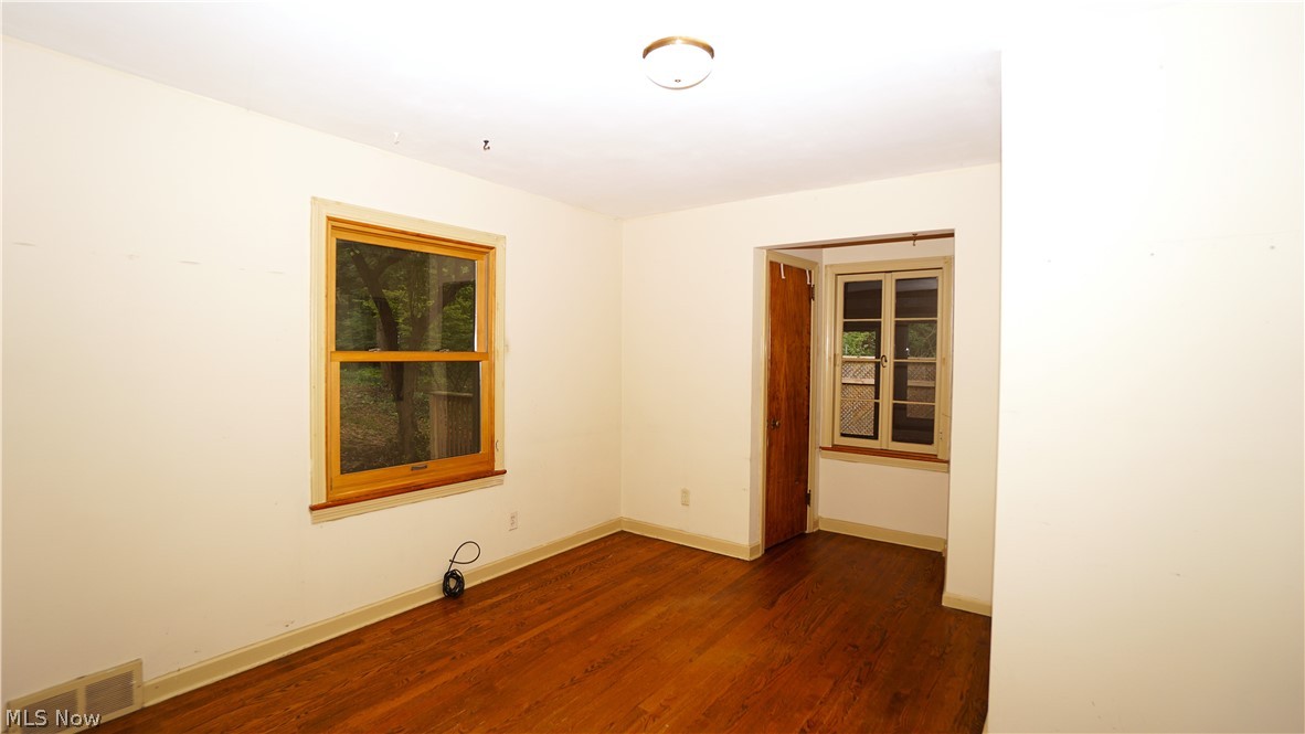 556 Royal Avenue Akron OH 44303