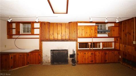 556 Royal Avenue Akron OH 44303