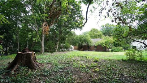 556 Royal Avenue Akron OH 44303