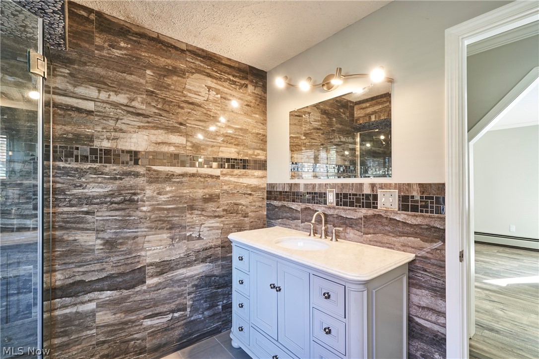 8585 Carmichael Drive Chesterland OH 44026