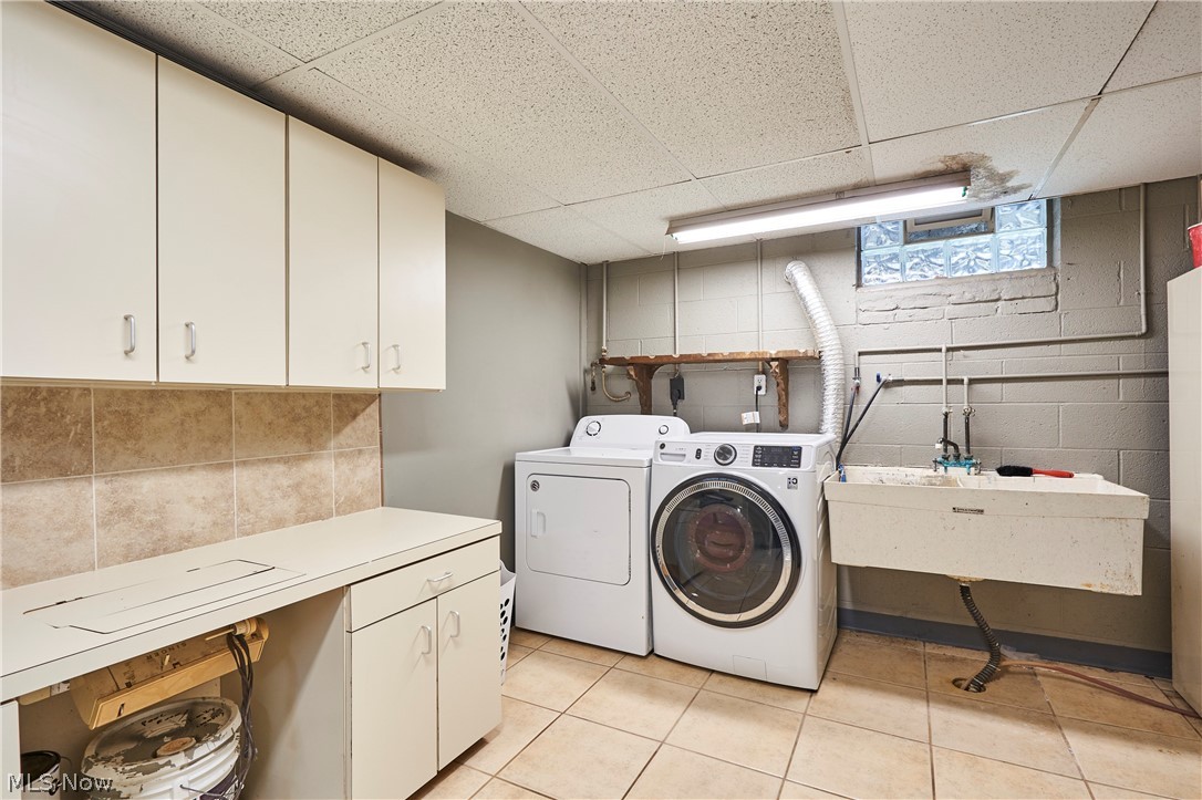 8585 Carmichael Drive Chesterland OH 44026