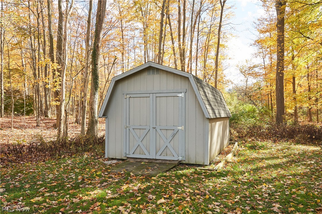 8585 Carmichael Drive Chesterland OH 44026