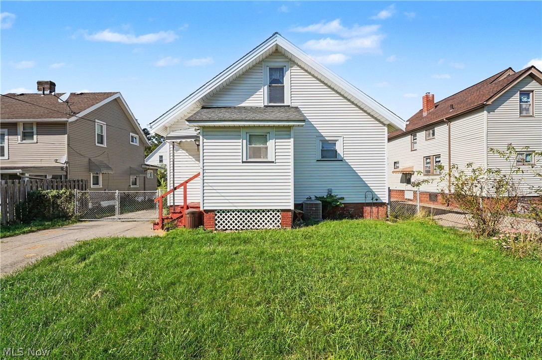 4119 Biddulph Avenue Cleveland OH 44109