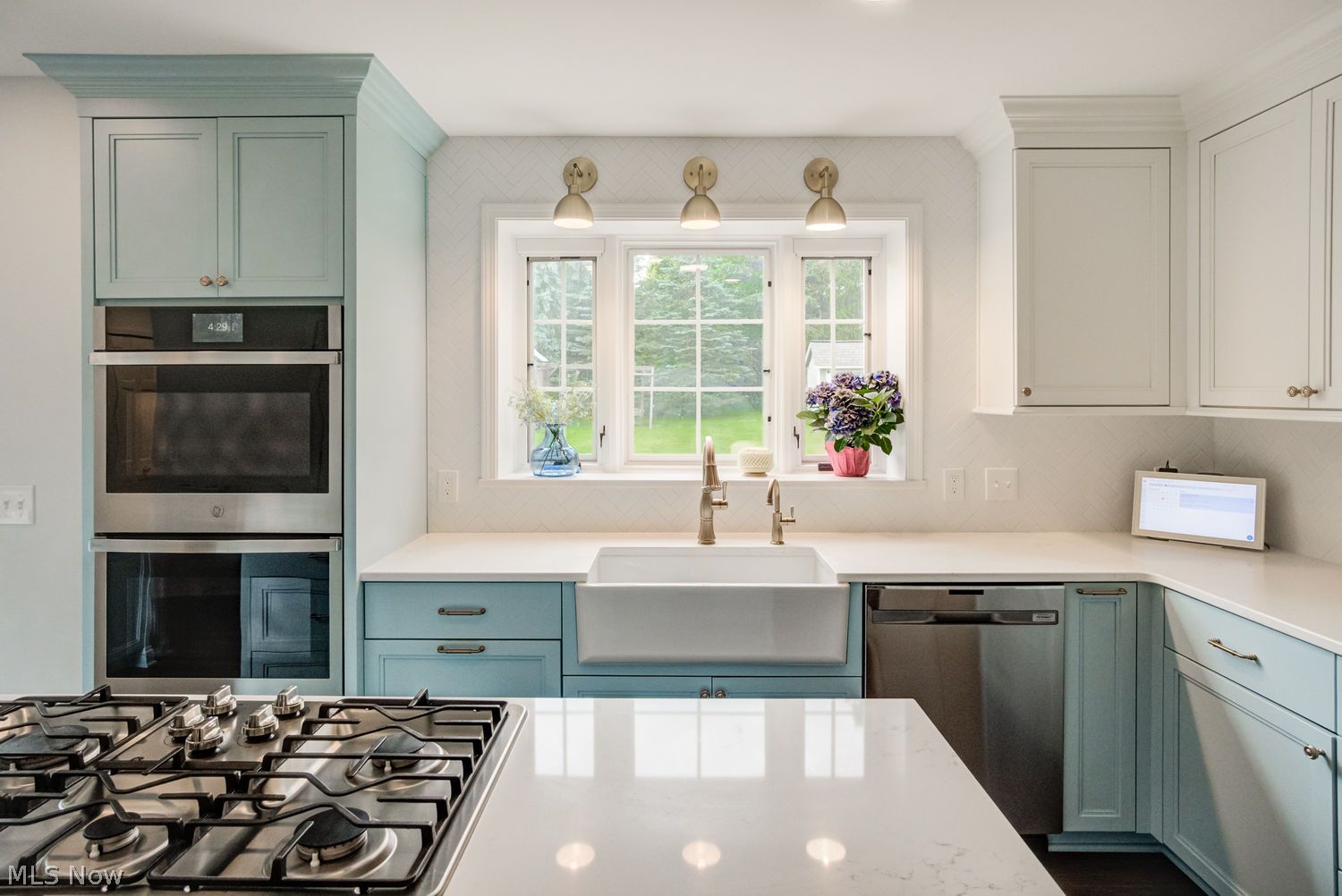 12 Kensington Drive Chagrin Falls OH 44022