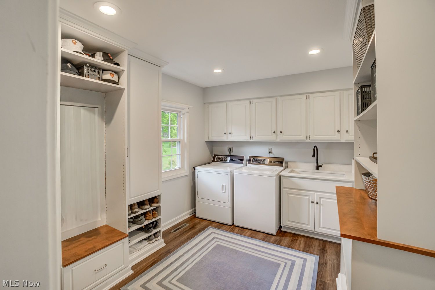 12 Kensington Drive Chagrin Falls OH 44022