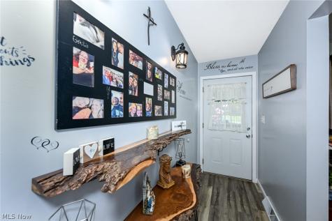 614 N Hidden Valley Road Cuyahoga Falls OH 44223