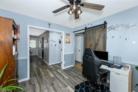614 N Hidden Valley Road Cuyahoga Falls OH 44223
