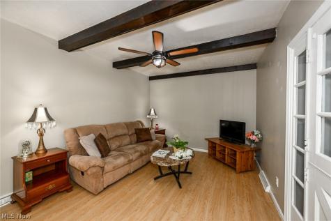 614 N Hidden Valley Road Cuyahoga Falls OH 44223