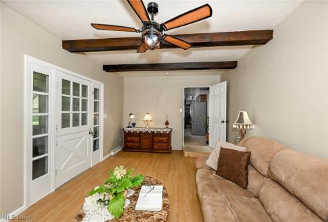 614 N Hidden Valley Road Cuyahoga Falls OH 44223