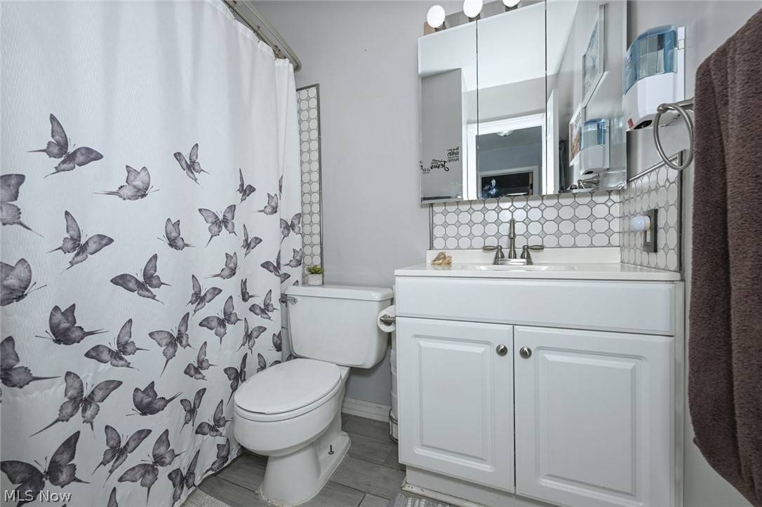 614 N Hidden Valley Road Cuyahoga Falls OH 44223