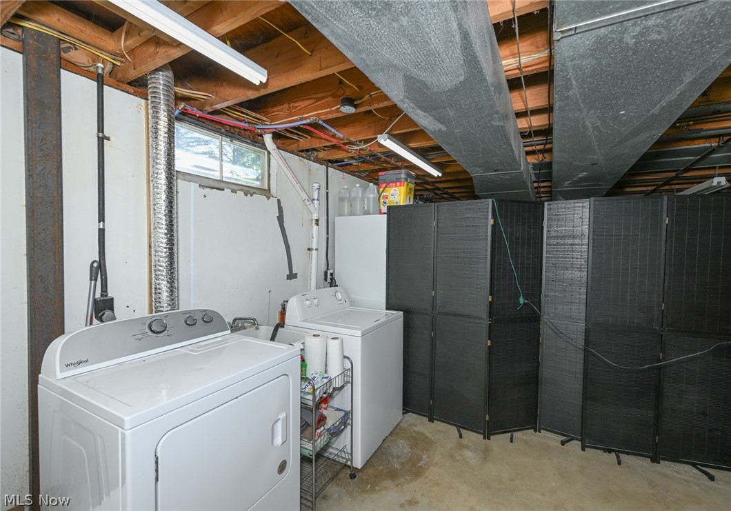 614 N Hidden Valley Road Cuyahoga Falls OH 44223