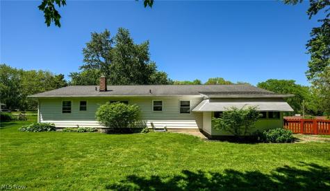 614 N Hidden Valley Road Cuyahoga Falls OH 44223