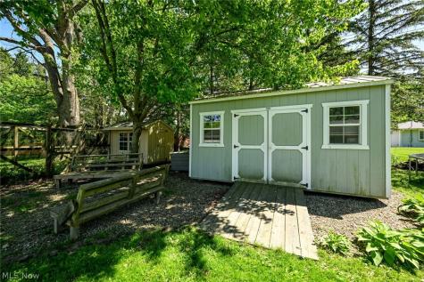 614 N Hidden Valley Road Cuyahoga Falls OH 44223