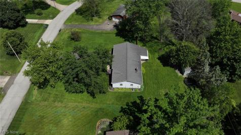 614 N Hidden Valley Road Cuyahoga Falls OH 44223