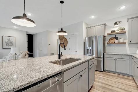 105 Harvest Way Elyria OH 44035