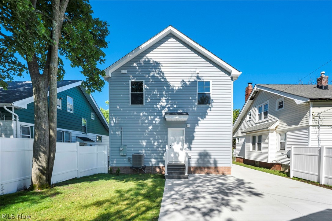 3607 Pennington Road Shaker Heights OH 44120