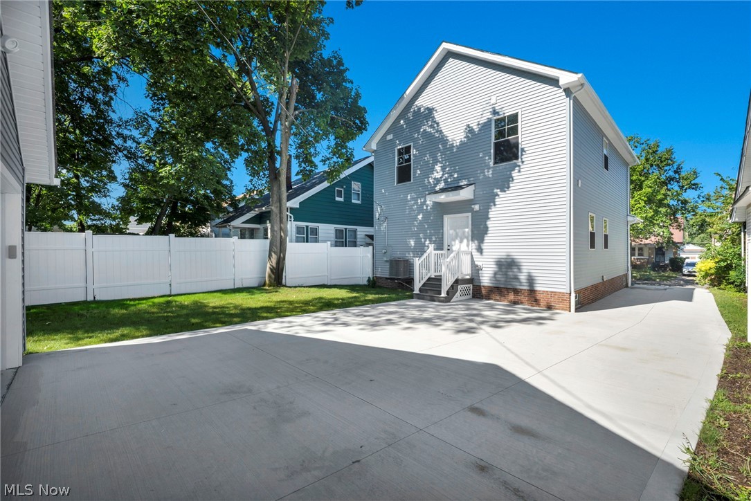 3607 Pennington Road Shaker Heights OH 44120