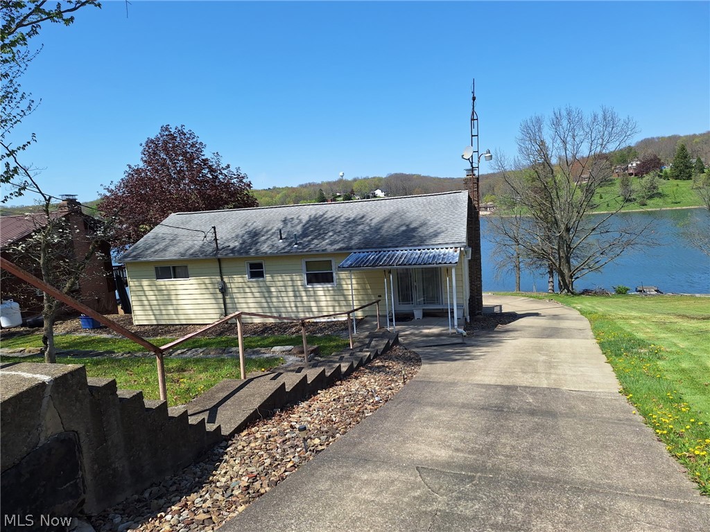 47813 Tomahawk Drive Negley OH 44441
