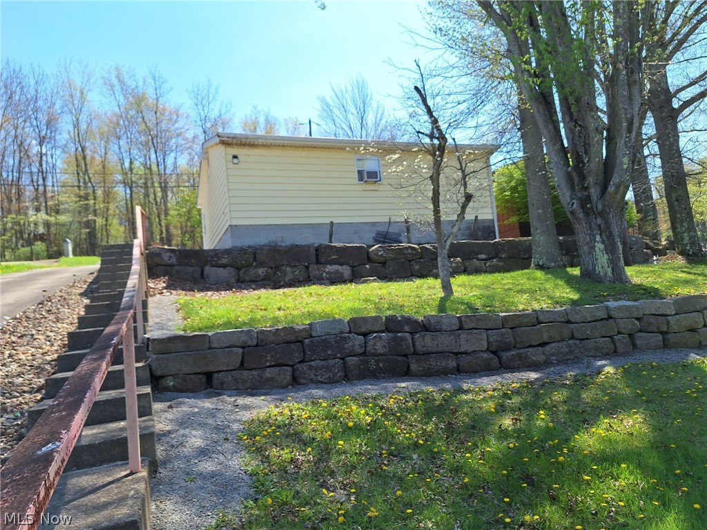 47813 Tomahawk Drive Negley OH 44441